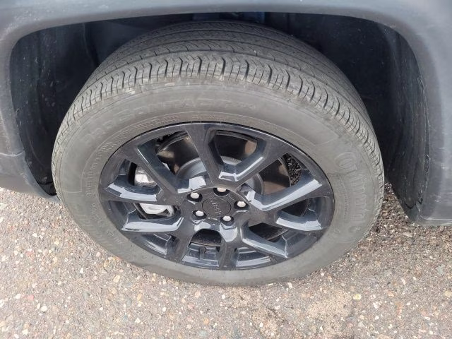 2024 Hydro Blue Pearlcoat Jeep Compass Latitude 4X4 SUV