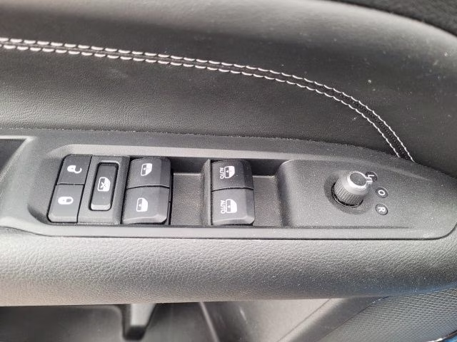 2024 Hydro Blue Pearlcoat Jeep Compass Latitude 4X4 SUV