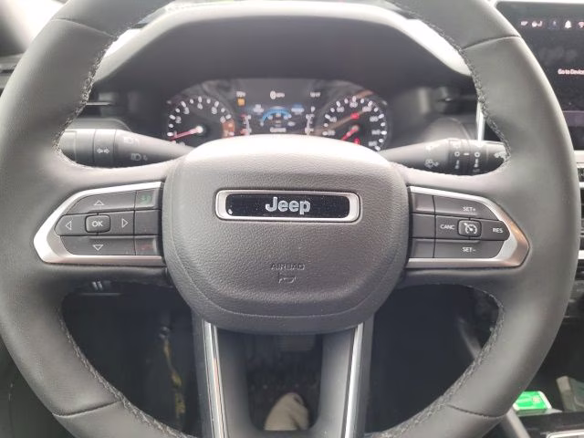 2024 Hydro Blue Pearlcoat Jeep Compass Latitude 4X4 SUV