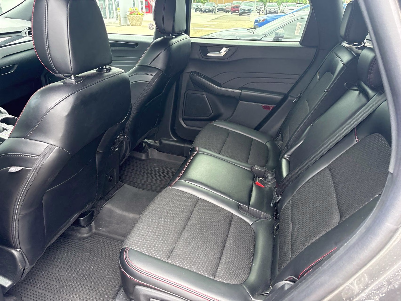 2025 Gray Metallic Ford Escape ST-Line AWD SUV