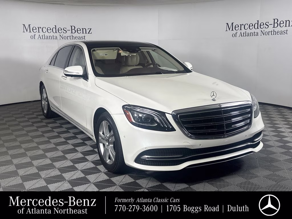2018 White Mercedes-Benz S-Class S 560 RWD Sedan