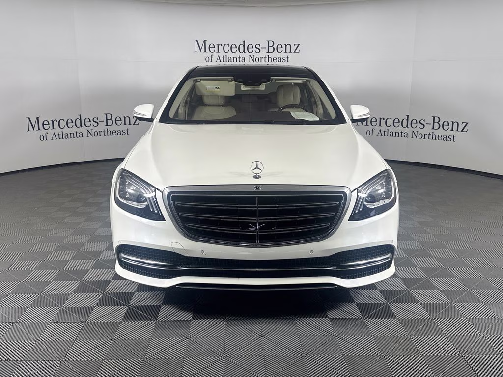 2018 White Mercedes-Benz S-Class S 560 RWD Sedan
