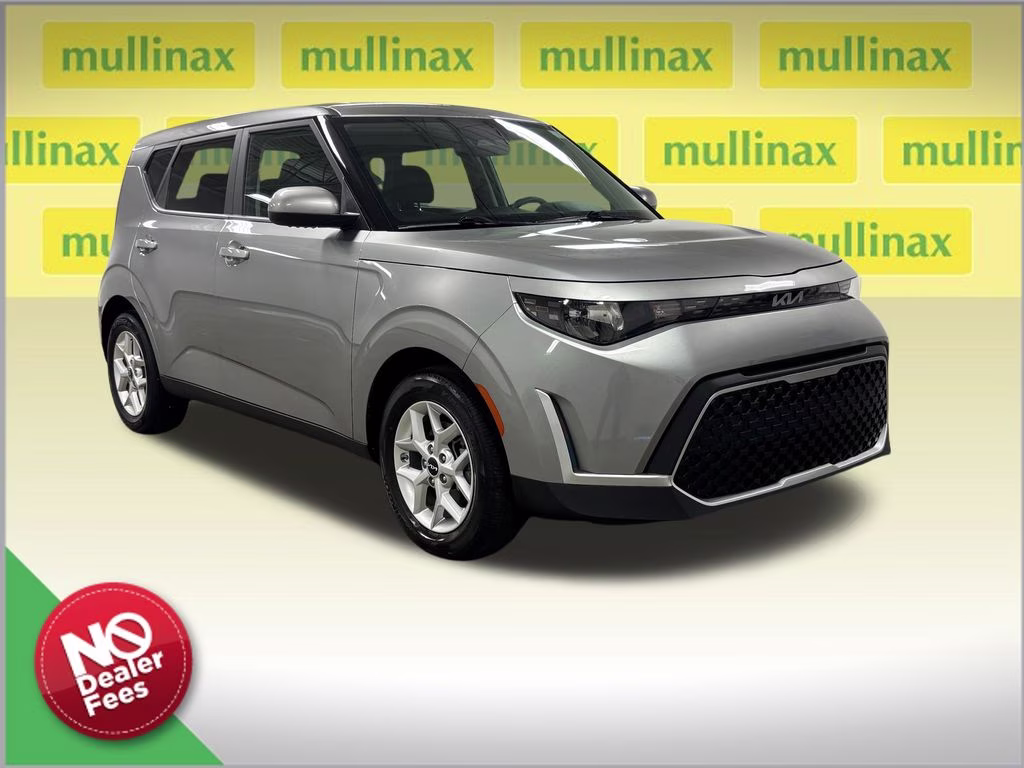 2025 Steel Gray Kia Soul LX FWD Hatchback