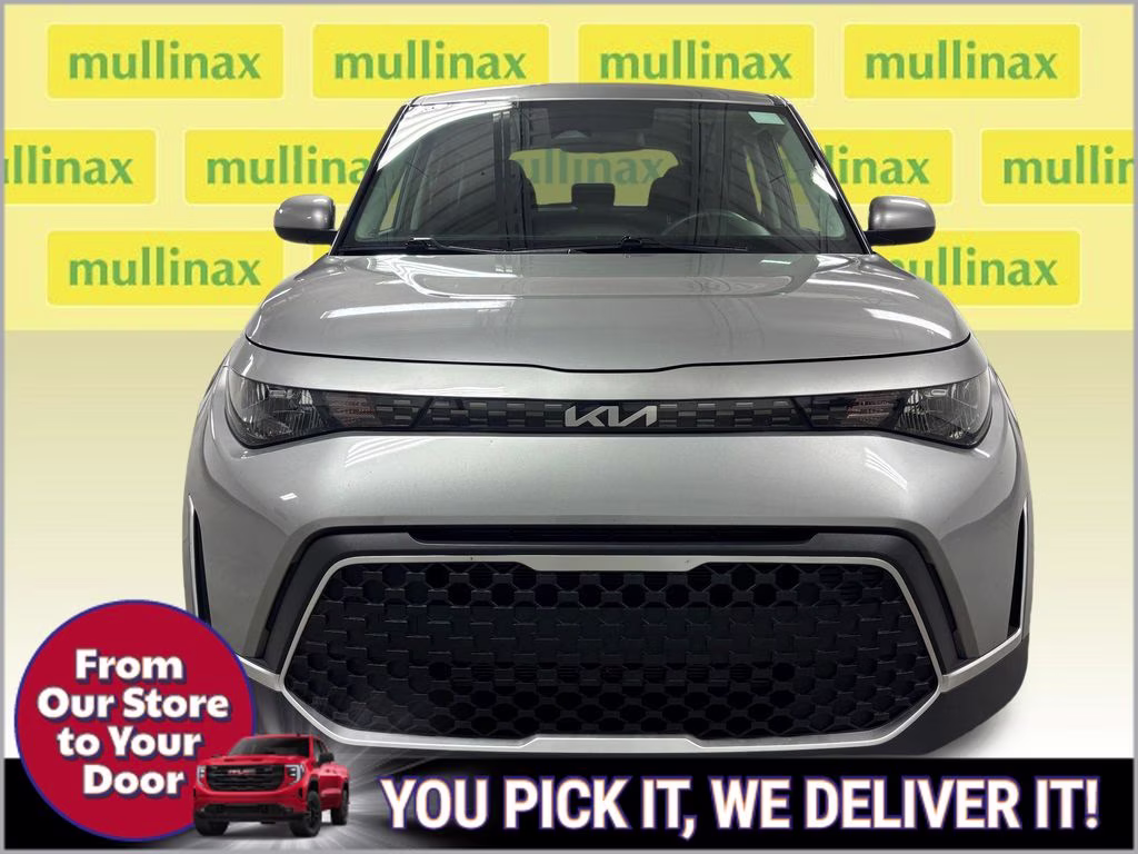 2025 Steel Gray Kia Soul LX FWD Hatchback