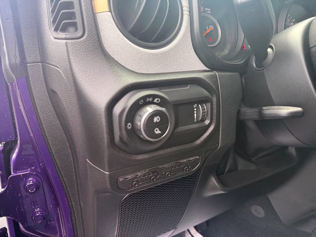 2026 Reign Jeep Gladiator Sport 4X4 Truck