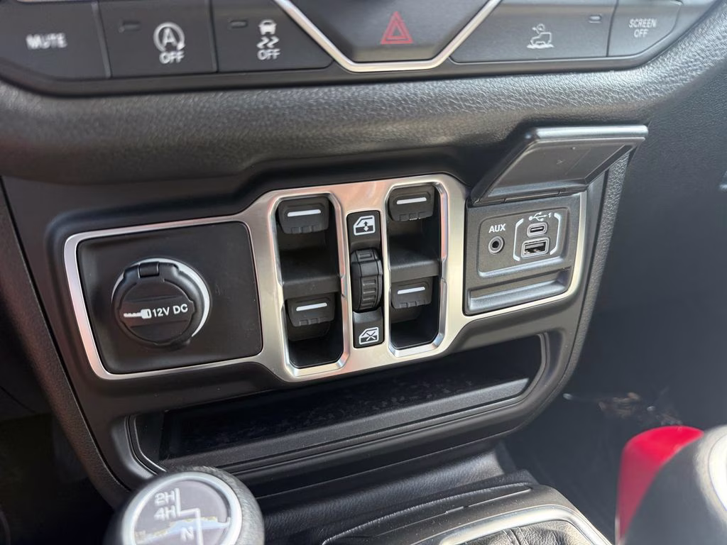 2026 Black Clearcoat Jeep Gladiator Sport 4X4 Truck