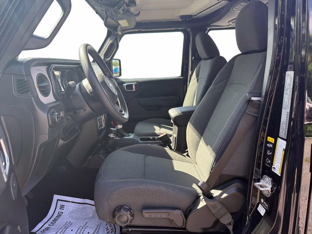 2026 Black Clearcoat Jeep Gladiator Sport 4X4 Truck