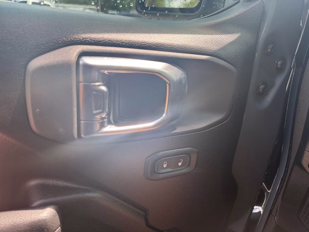 2026 Anvil Clearcoat Jeep Gladiator Sport 4X4 Truck