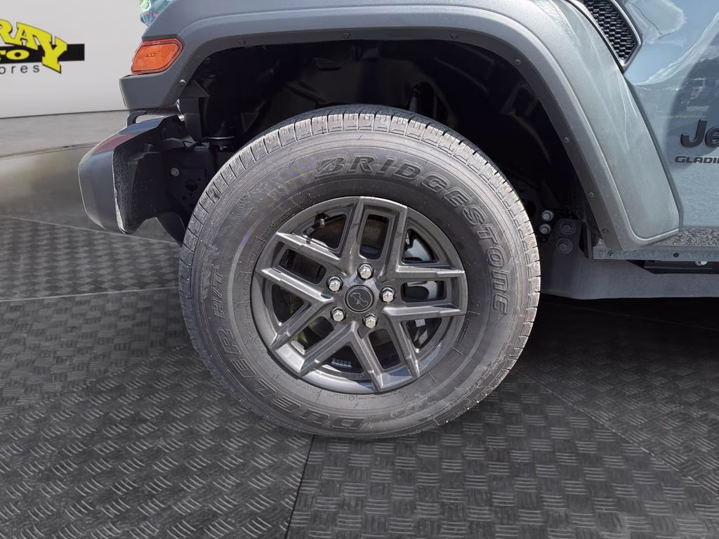 2026 Anvil Clearcoat Jeep Gladiator Sport 4X4 Truck
