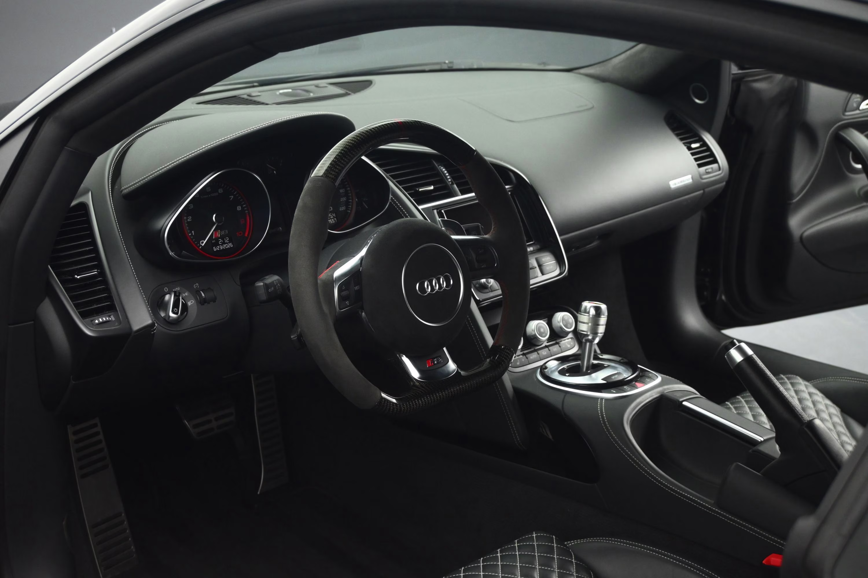 2015 Black Audi R8 5.2 AWD Coupe