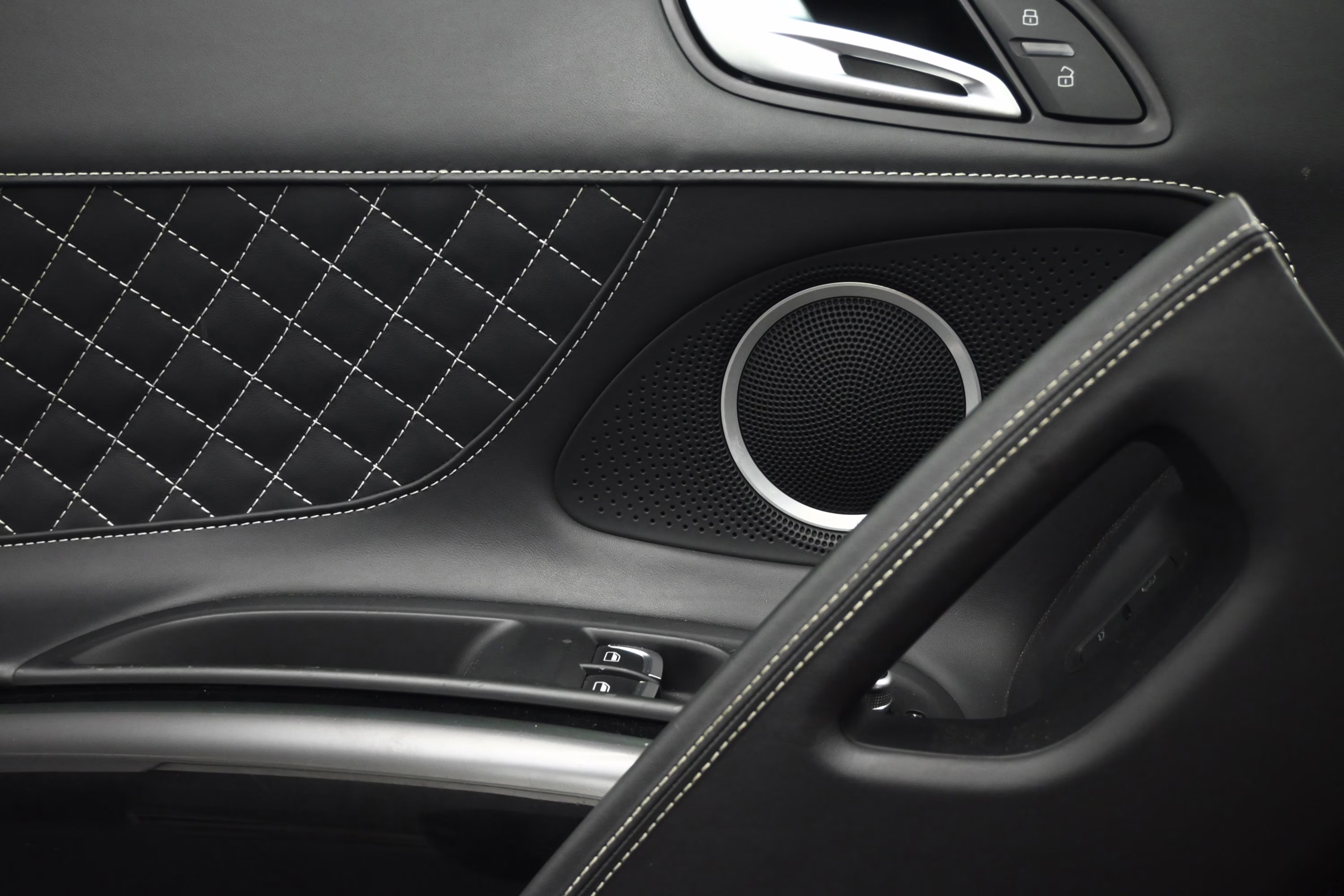 2015 Black Audi R8 5.2 AWD Coupe