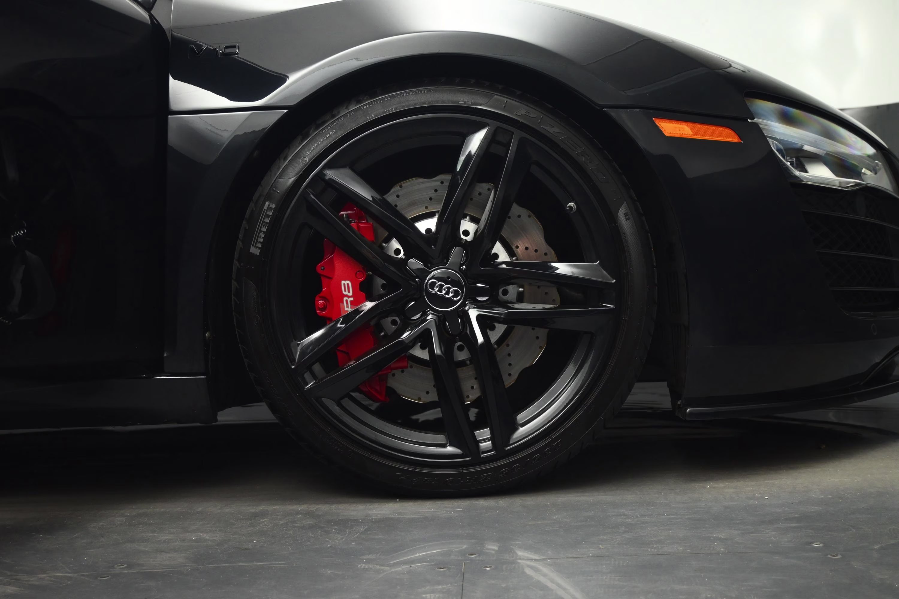 2015 Black Audi R8 5.2 AWD Coupe
