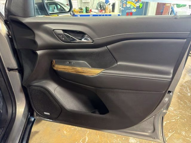 2019 Pepperdust Metallic GMC Acadia Denali AWD SUV