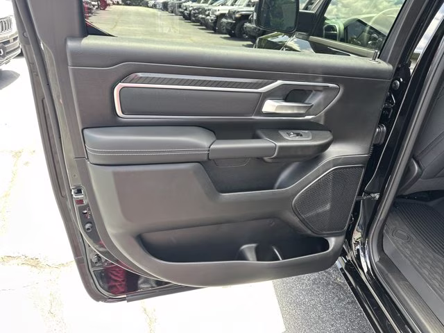 2026 Diamond Black Crystal Pearlcoat Ram 1500 Big Horn 4X4 Truck