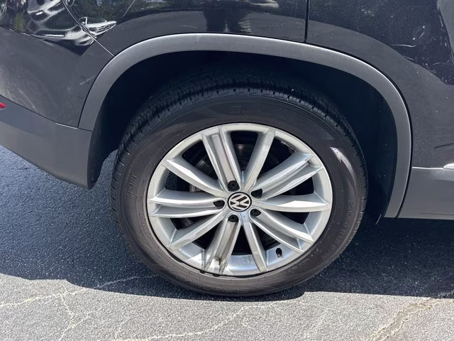 2012 Deep Black Volkswagen Tiguan S FWD SUV