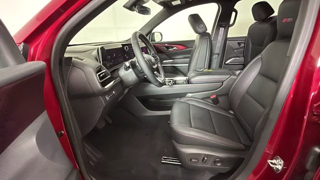 2025 Radiant Red Tintcoat Chevrolet Traverse Z71 AWD SUV