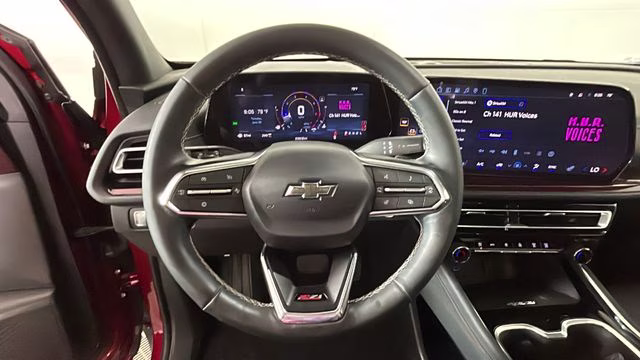 2025 Radiant Red Tintcoat Chevrolet Traverse Z71 AWD SUV