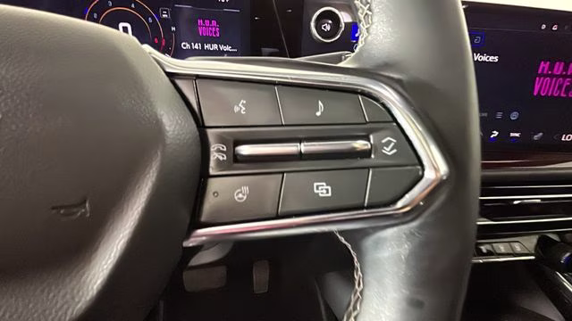 2025 Radiant Red Tintcoat Chevrolet Traverse Z71 AWD SUV