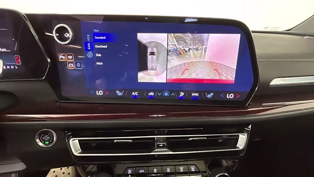 2025 Radiant Red Tintcoat Chevrolet Traverse Z71 AWD SUV