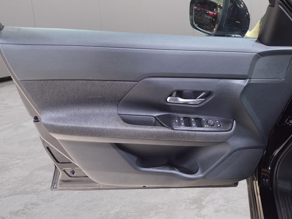 2025 Super Black Nissan Kicks SV AWD SUV