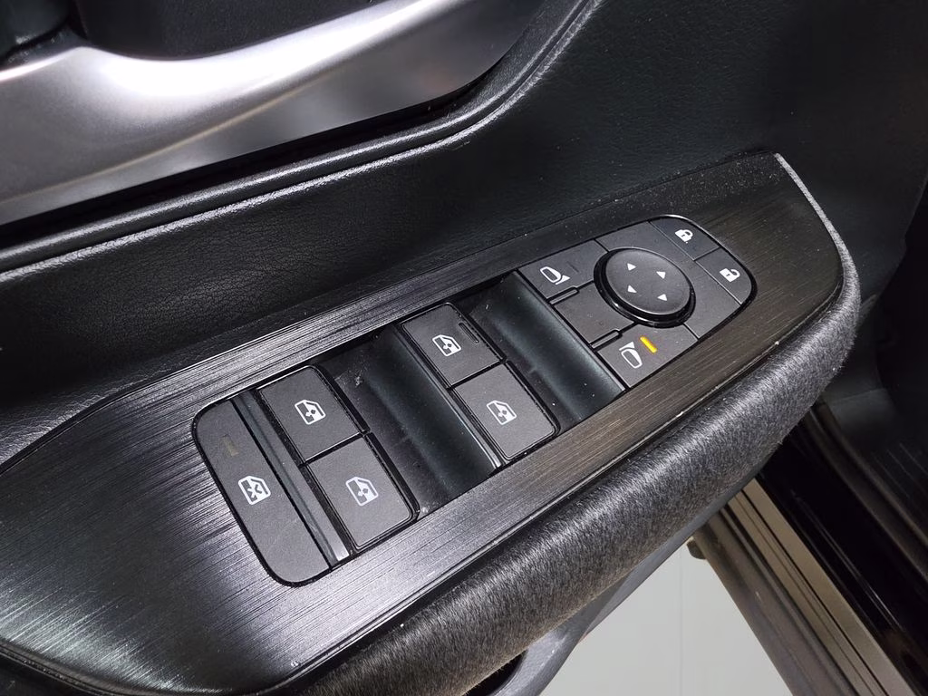 2025 Super Black Nissan Kicks SV AWD SUV