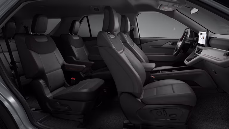 2026 Space White Metallic Ford Explorer Active RWD SUV