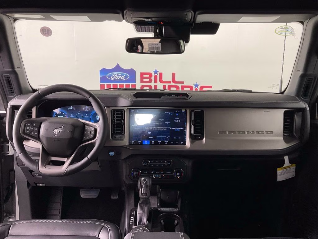 2026 Avalanche Ford Bronco Outer Banks 4X4 SUV