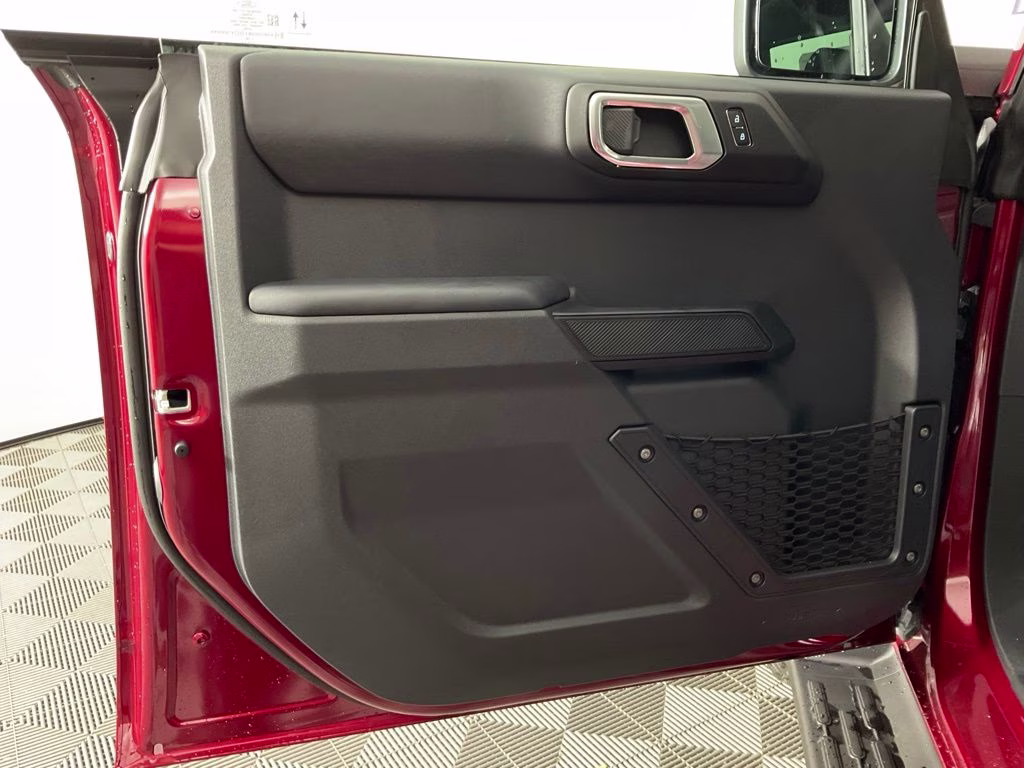2026 Ruby Red Metallic Ford Bronco Outer Banks 4X4 SUV