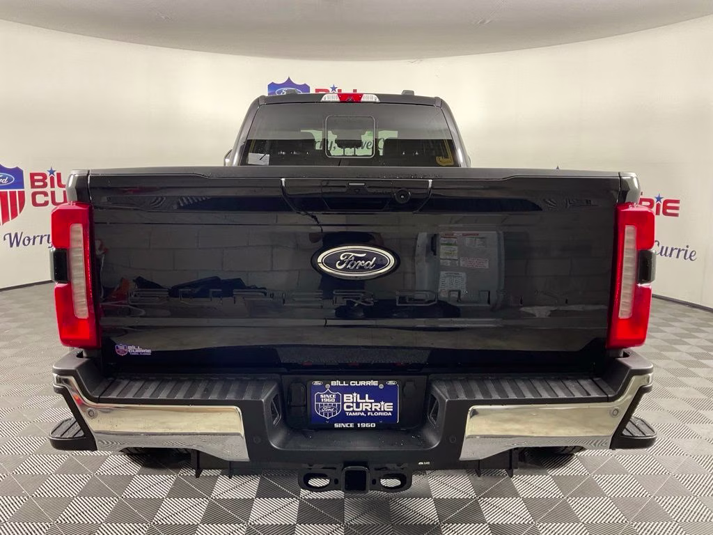 2026 Black Metallic Ford Super Duty F-350 DRW Lariat 4X4 Truck