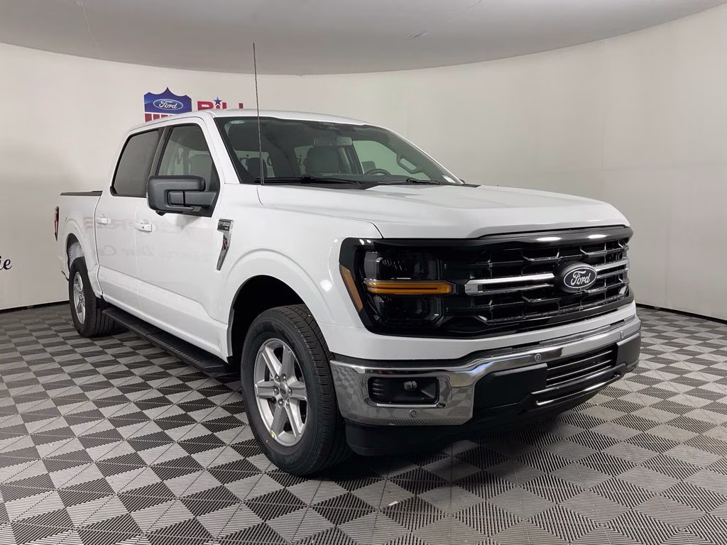 2026 Oxford White Ford F-150 XLT RWD Truck