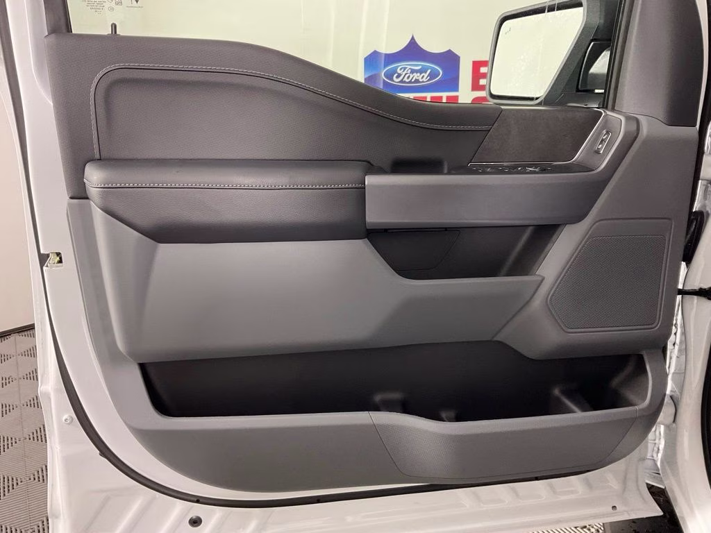 2026 Oxford White Ford F-150 XLT RWD Truck