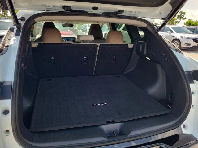 2025 Everest White Pearl Tricoat Nissan Murano Platinum AWD SUV