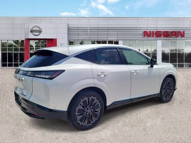 2025 Everest White Pearl Tricoat Nissan Murano Platinum AWD SUV