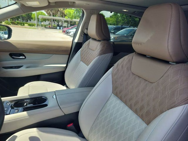 2025 Everest White Pearl Tricoat Nissan Murano Platinum AWD SUV