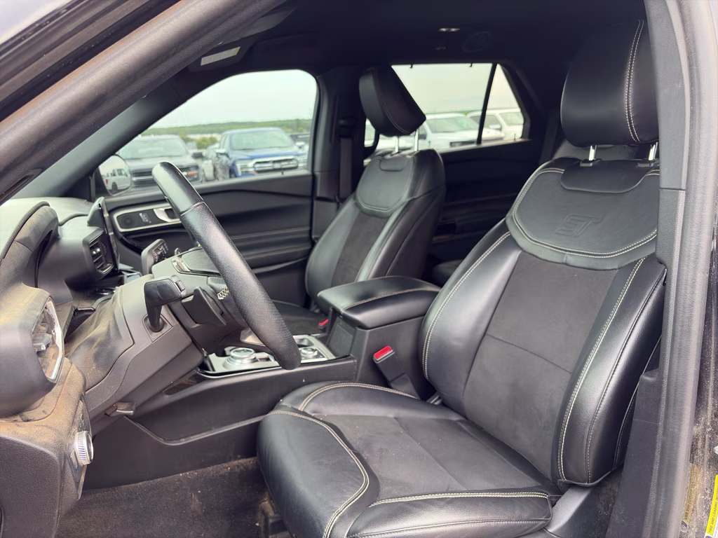 2022 Agate Black Metallic Ford Explorer ST 4X4 SUV
