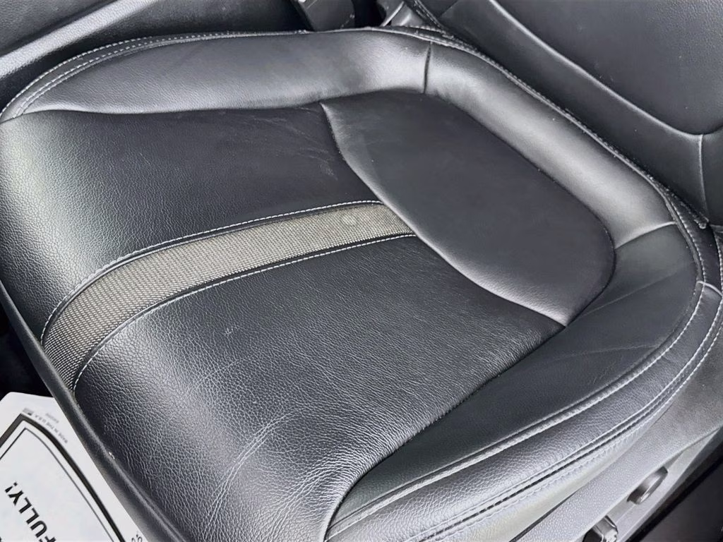 2025 Crystal Black Pearl Honda Pilot EX-L FWD SUV