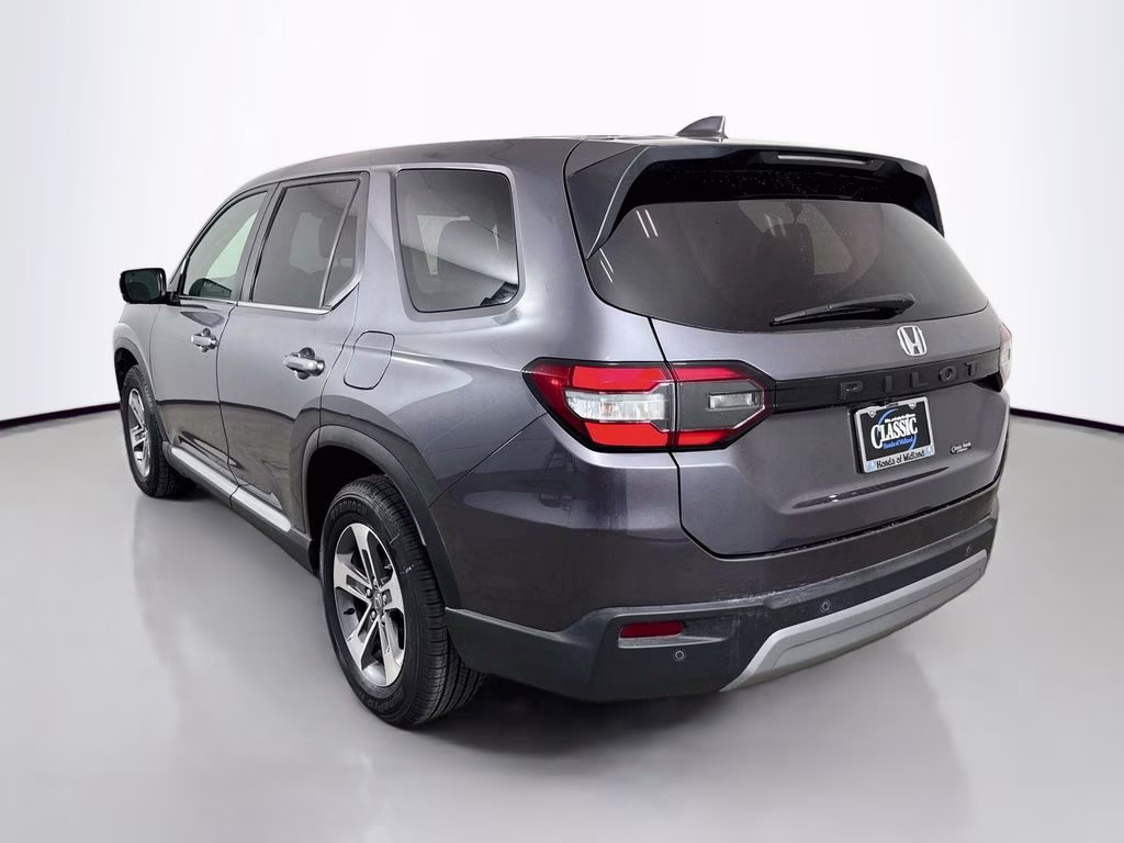 2025 Crystal Black Pearl Honda Pilot EX-L FWD SUV