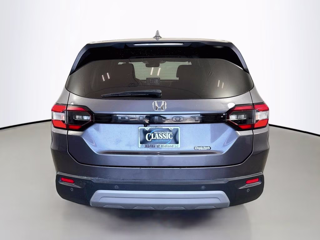 2025 Crystal Black Pearl Honda Pilot EX-L FWD SUV