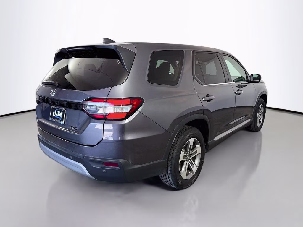 2025 Crystal Black Pearl Honda Pilot EX-L FWD SUV