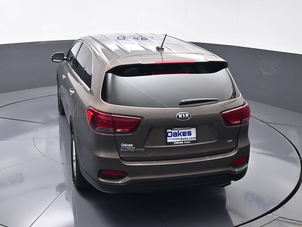 2020 Dragon Brown Kia Sorento LX FWD SUV
