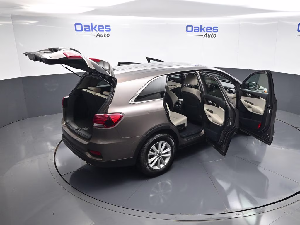 2020 Dragon Brown Kia Sorento LX FWD SUV