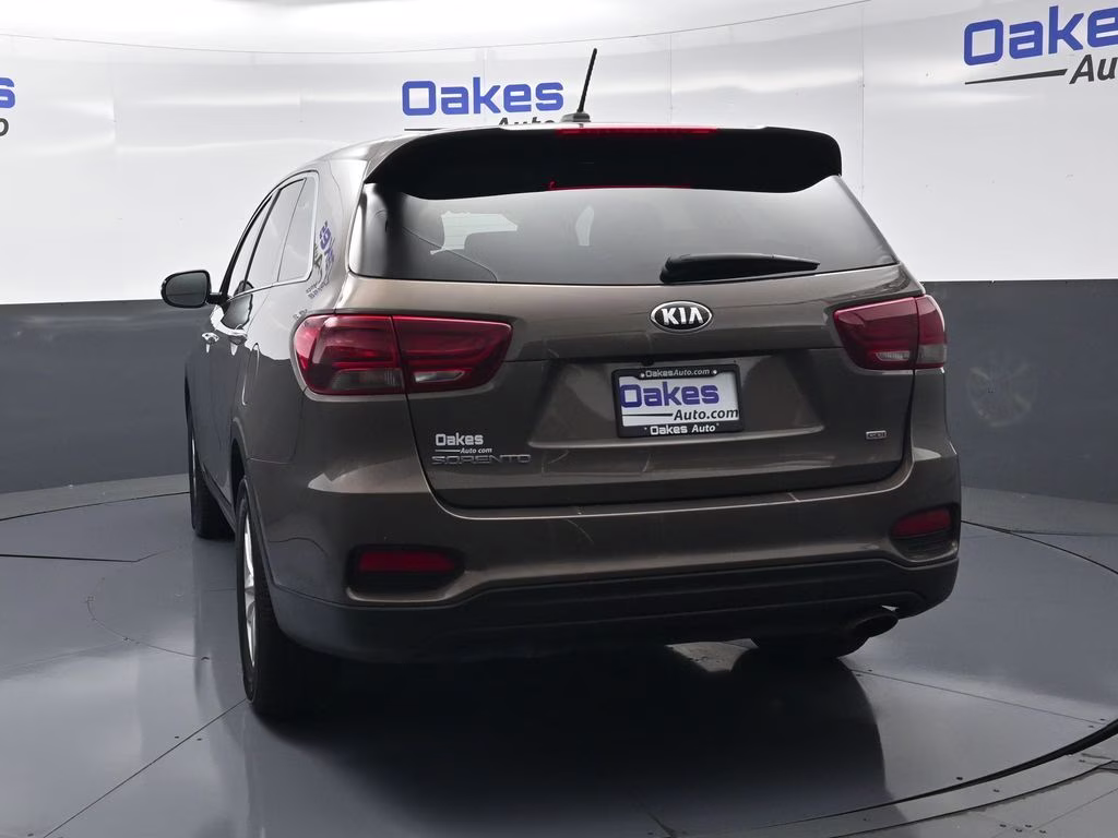 2020 Dragon Brown Kia Sorento LX FWD SUV