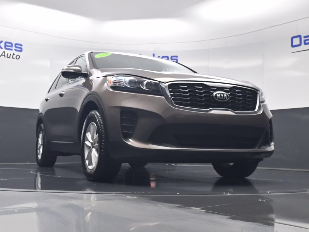 2020 Dragon Brown Kia Sorento LX FWD SUV