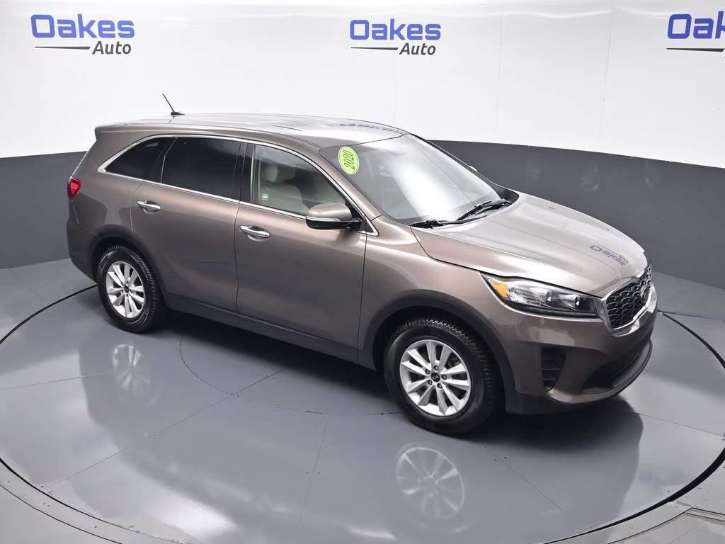 2020 Dragon Brown Kia Sorento LX FWD SUV