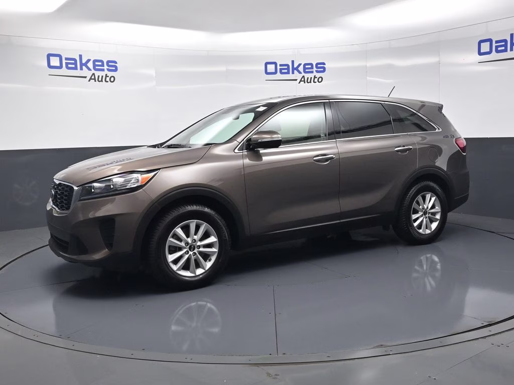 2020 Dragon Brown Kia Sorento LX FWD SUV