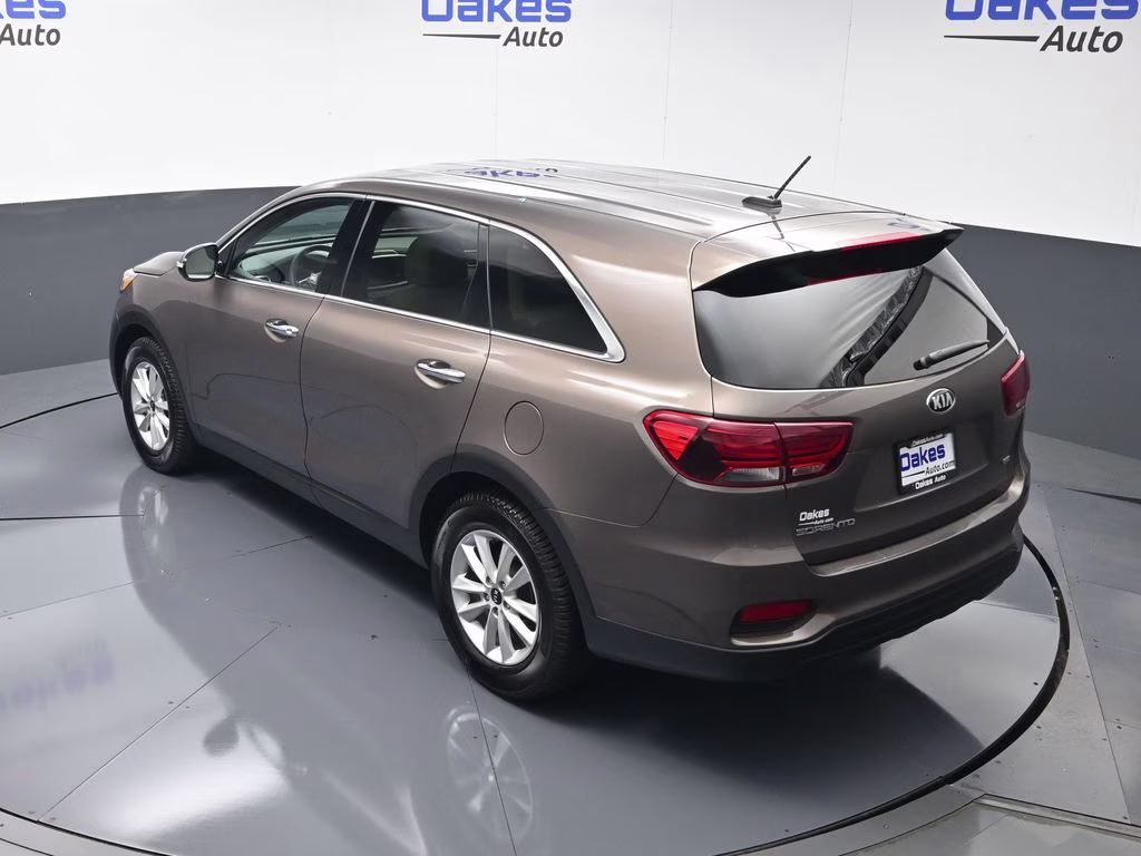 2020 Dragon Brown Kia Sorento LX FWD SUV