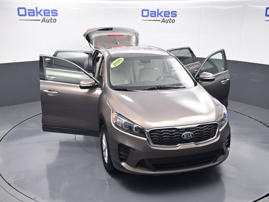2020 Dragon Brown Kia Sorento LX FWD SUV