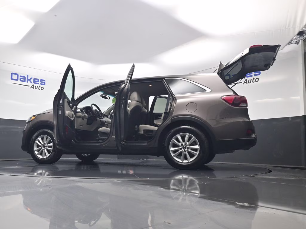2020 Dragon Brown Kia Sorento LX FWD SUV