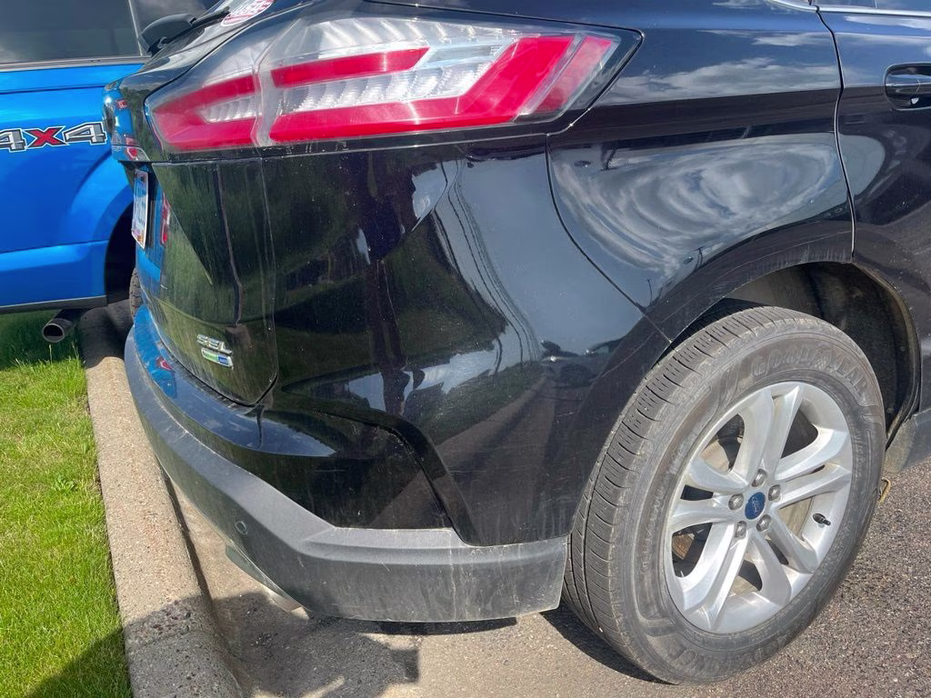 2020 Agate Black Ford Edge SEL AWD SUV