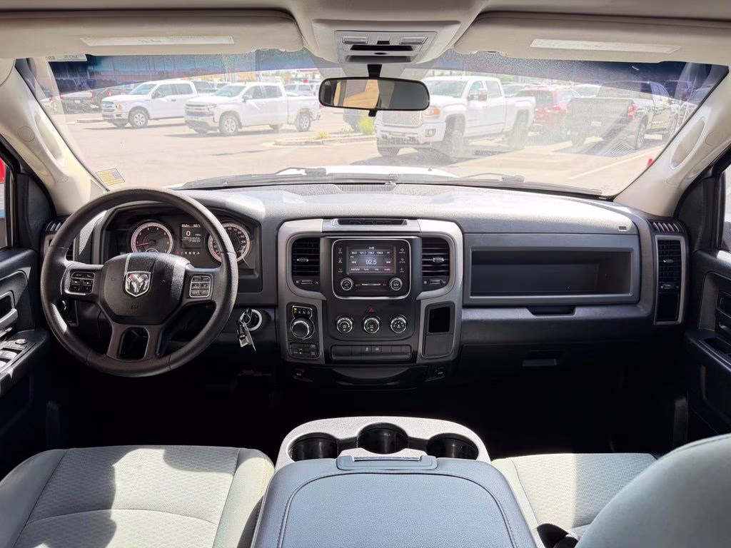 2017 Bright White Clearcoat Ram 1500 Express 4X4 Truck